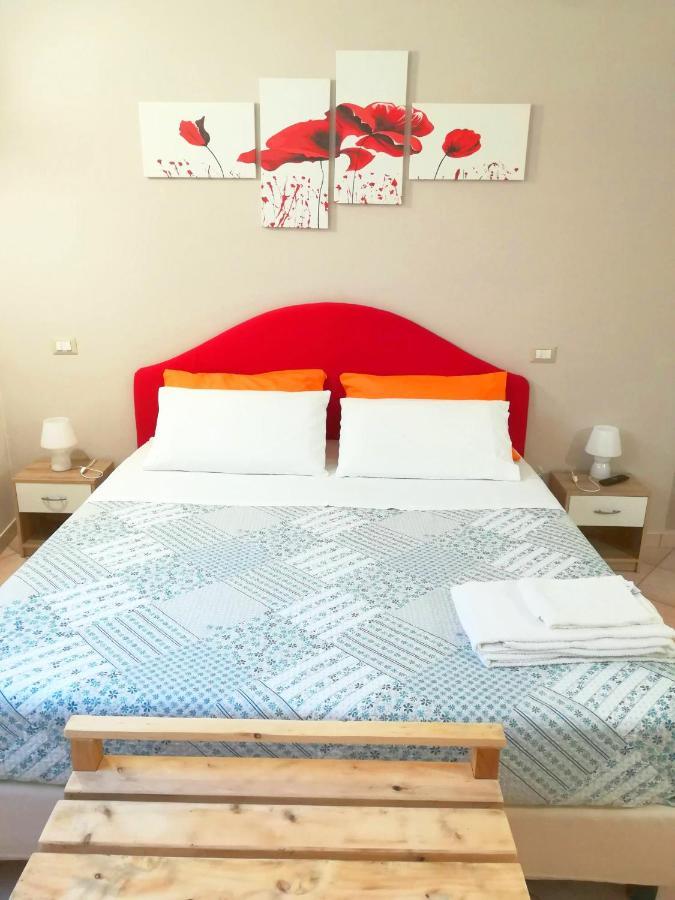 Bed and Breakfast Il Vialetto Dei Limoni Вико-Экуенсе Экстерьер фото